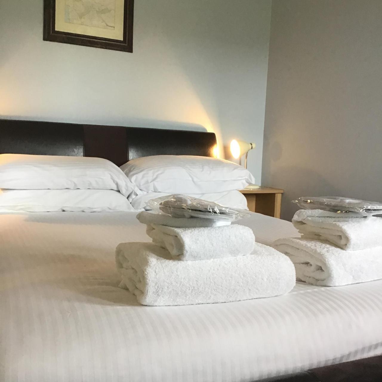 Trotternish B&B Kingsburgh Extérieur photo